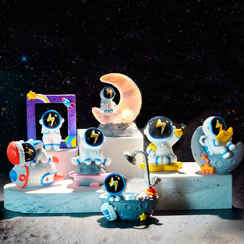 Коллекционные игрушки "Happy Time Cosmo"