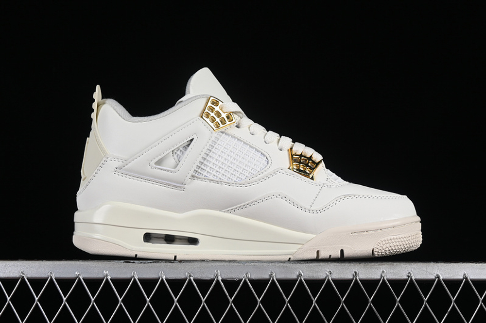 Jordan retro 4 metallic gold hotsell