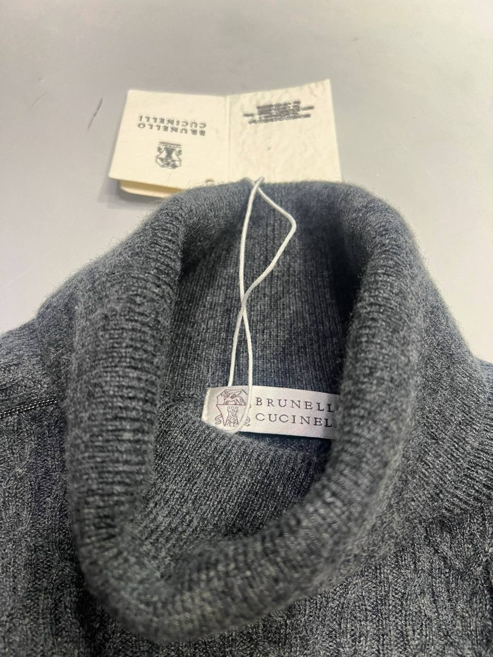 Свитер Brunello Cucinelli