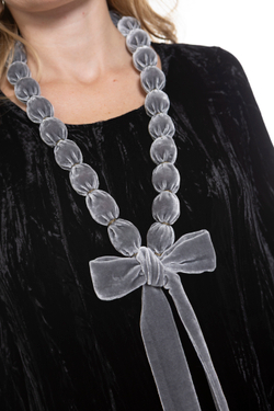 ОЖЕРЕЛЬЕ ИЗ БАРХАТА