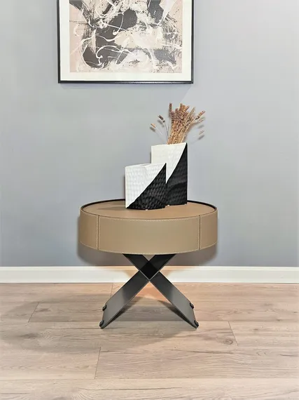 Прикроватная тумбочка Fiero с выдвижным ящиком