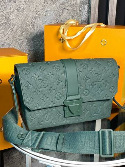 Сумка Louis Vuitton