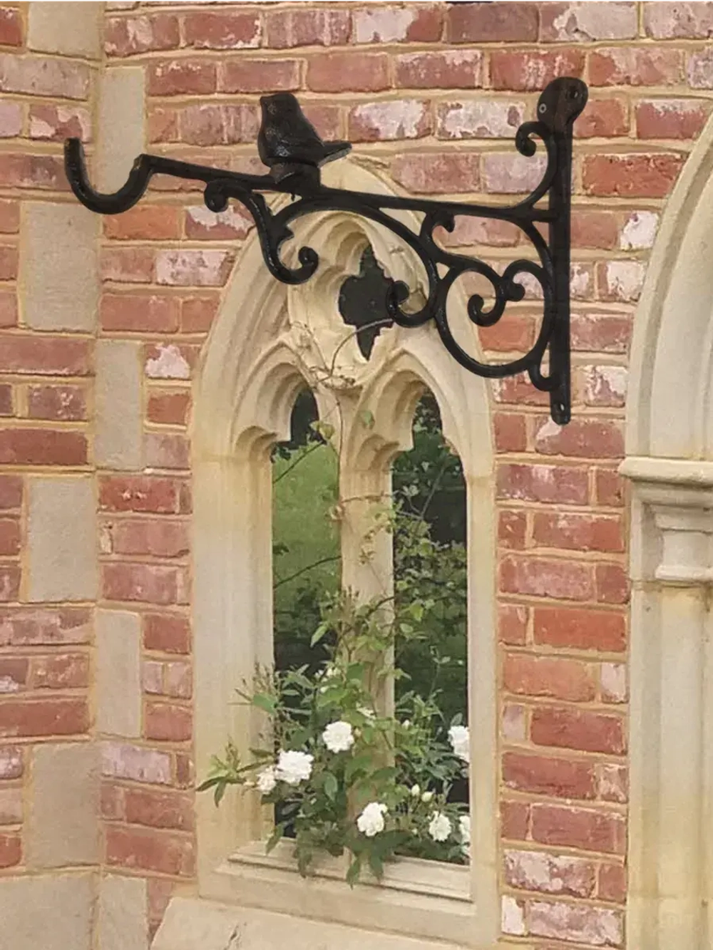 Держатель кашпо уличный настенный