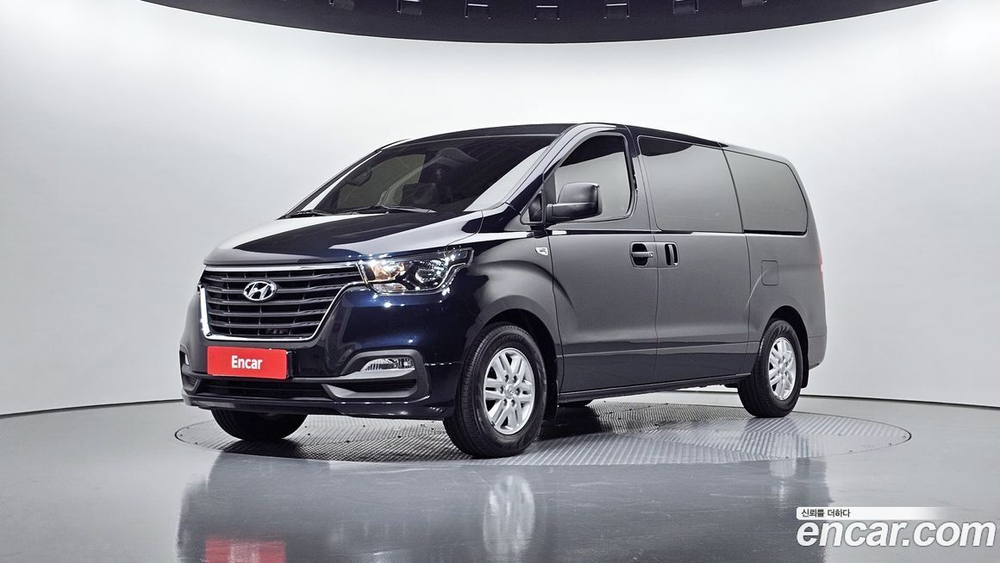 Hyundai The New Grand Starex Van 3-х местный (06.2020)