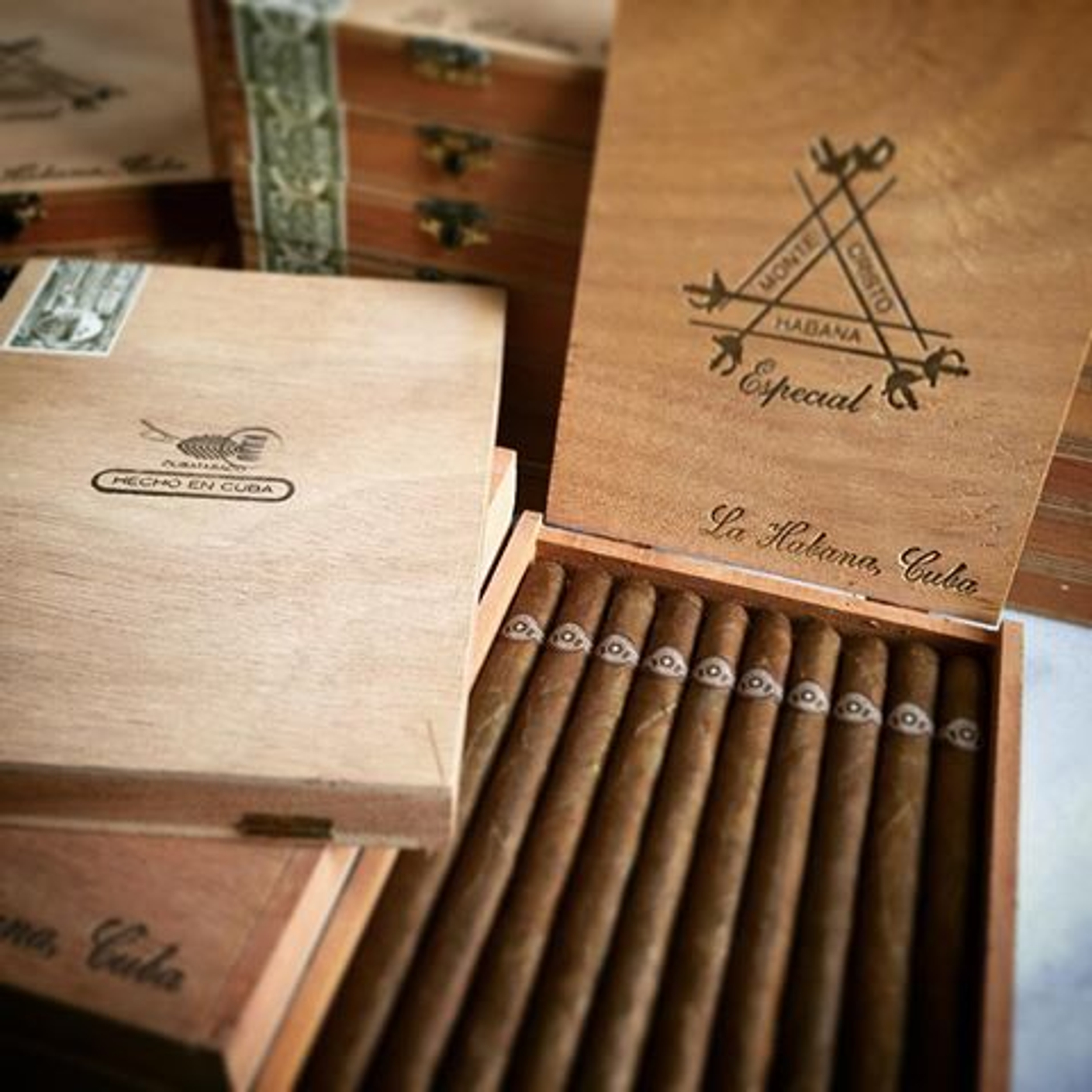 Акция для ценителей винтажных сигар