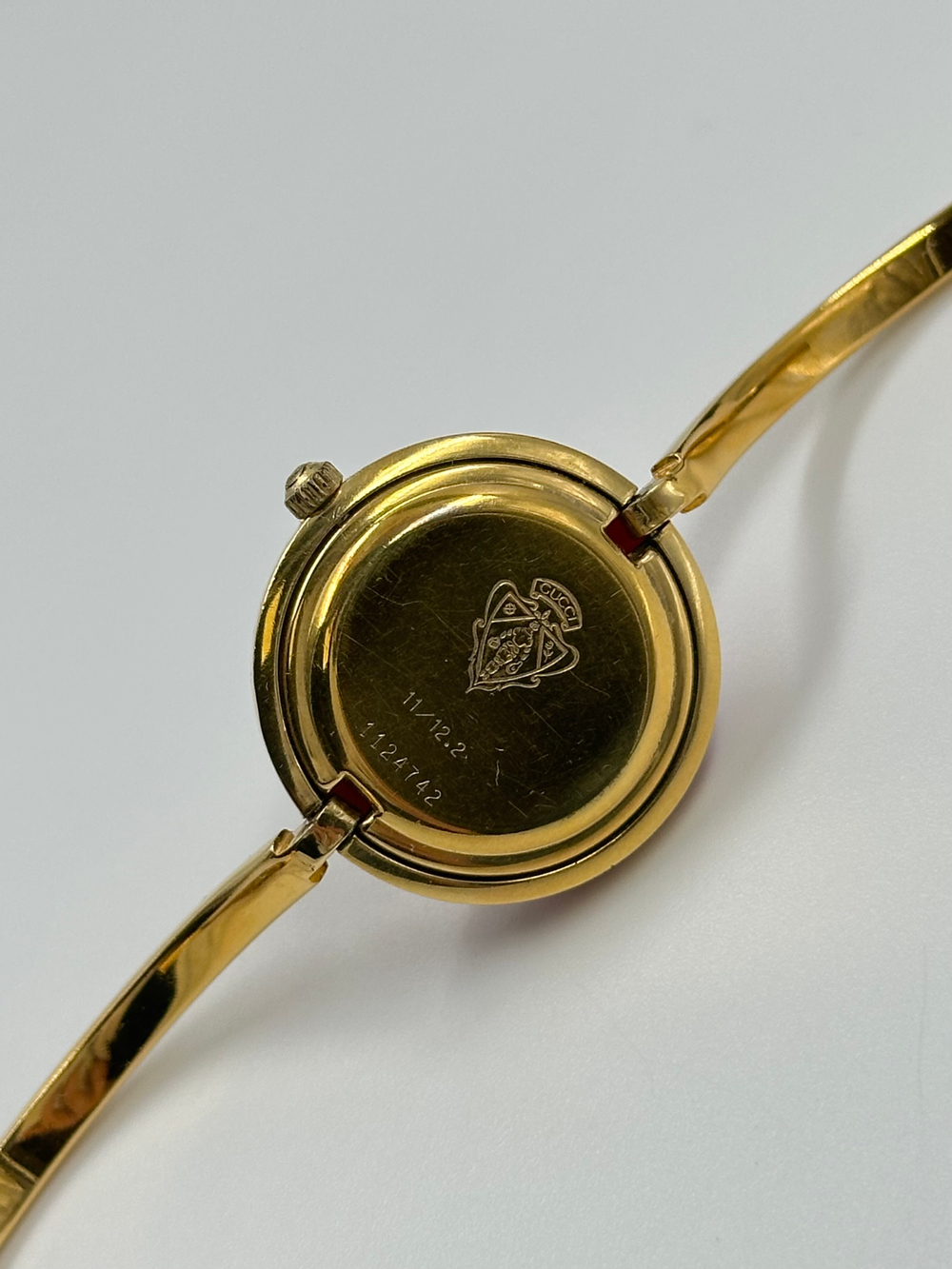 Часы Gucci 11/12.2