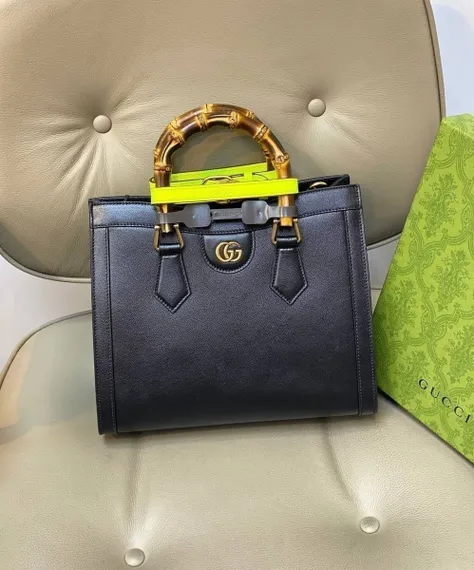 Черная Сумка Gucci Diana маленького размера