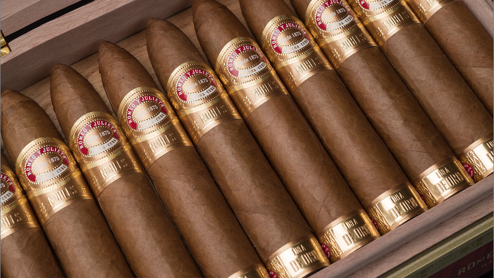 Romeo y Julieta Linea de Oro Nobles