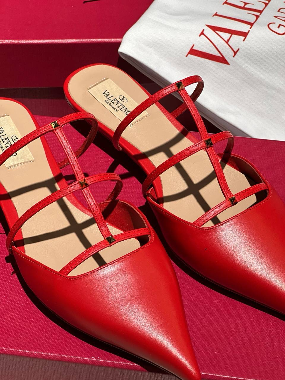 Мюли Valentino