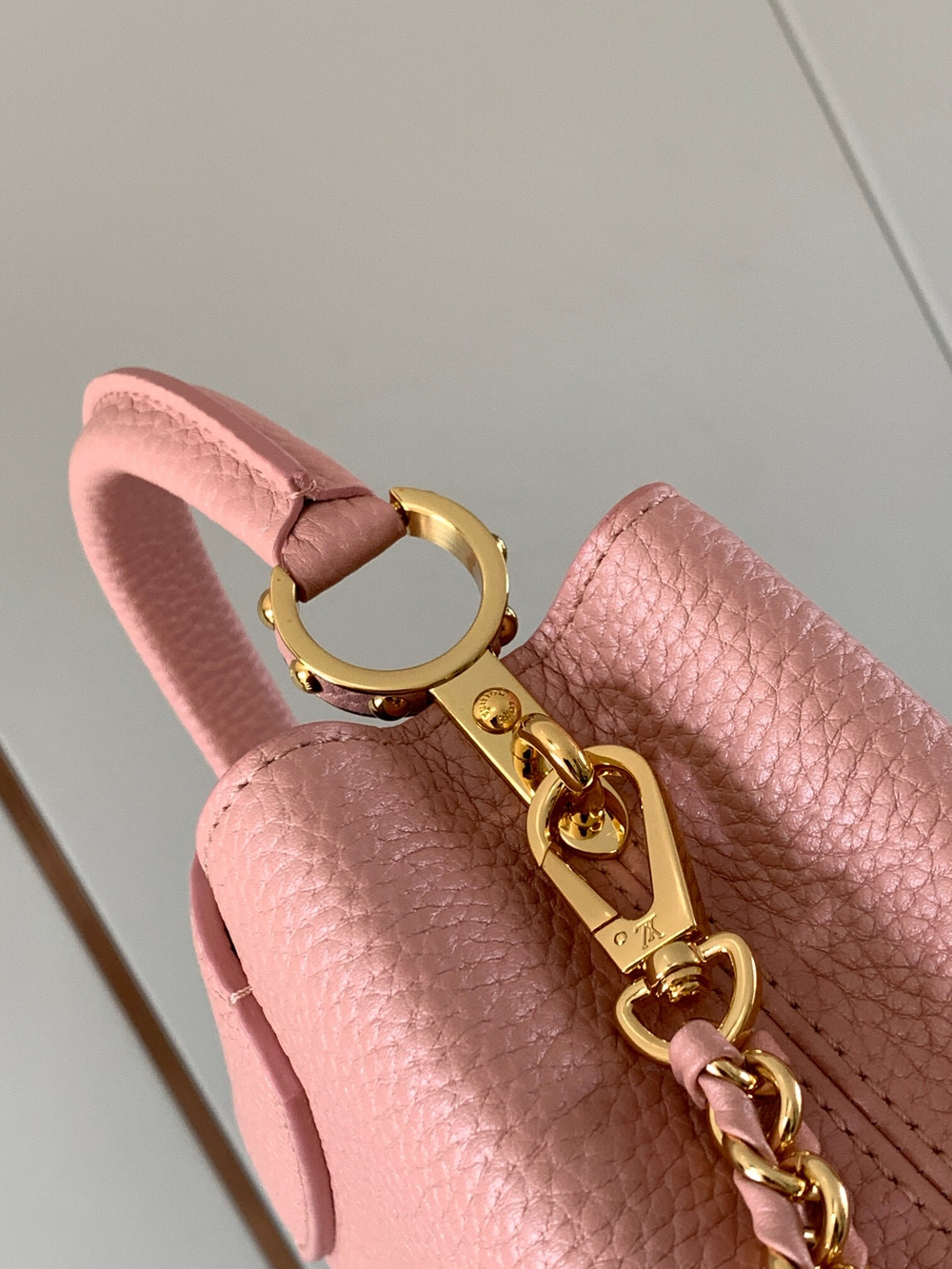 Louis Vuitton Capucines Mini