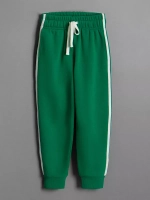 Спортивный костюм для мальчика в школу