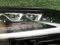 Битая Фара правая Lexus ES 7 (2018-2021) LED