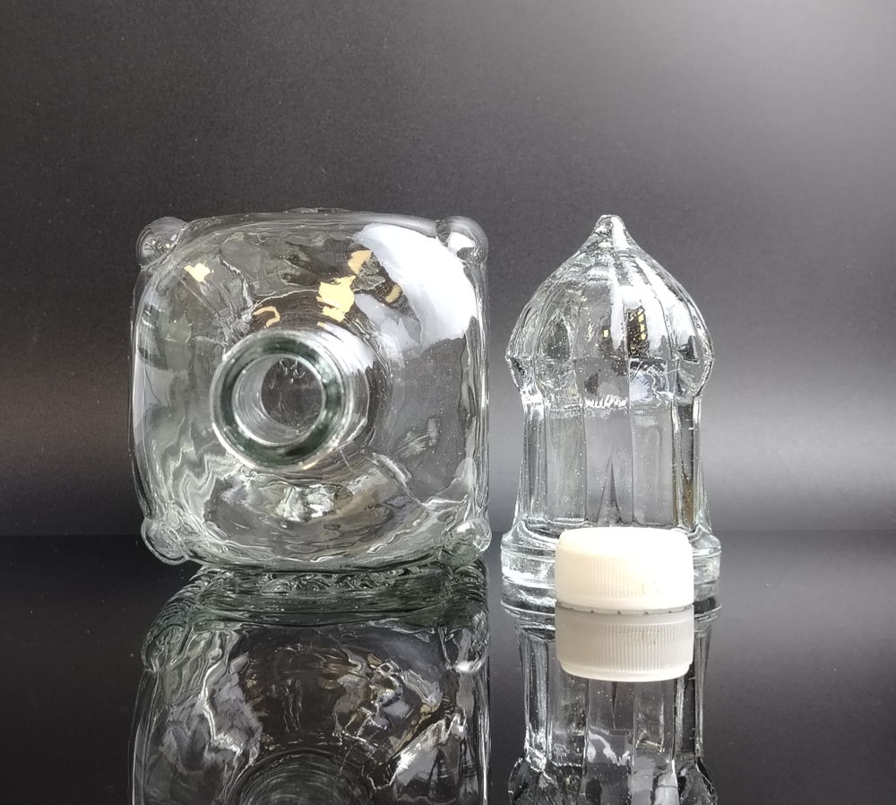 Бутылка, штоф толстое стекло с крышкой, изображение, старое стекло, клеймо СОЗ, винтаж времён СССР