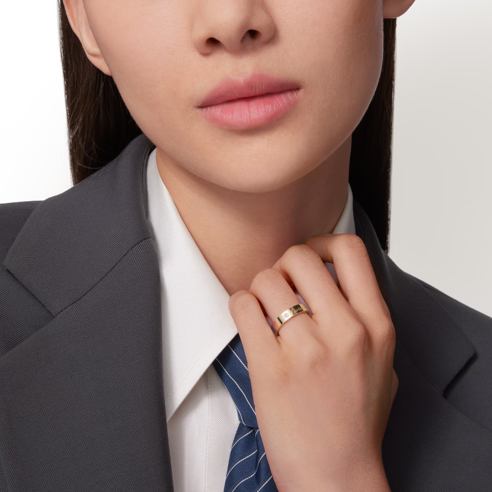 Обручальное кольцо Cartier с бриллиантом