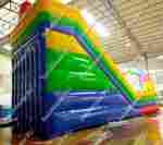 Детский надувной батут-горка "Без радуги никуда" 10*5*8м