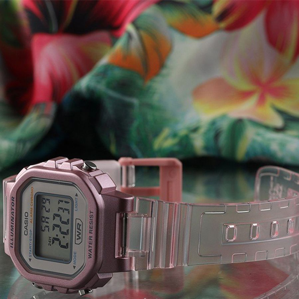 Женские наручные часы Casio LA-20WHS-4A
