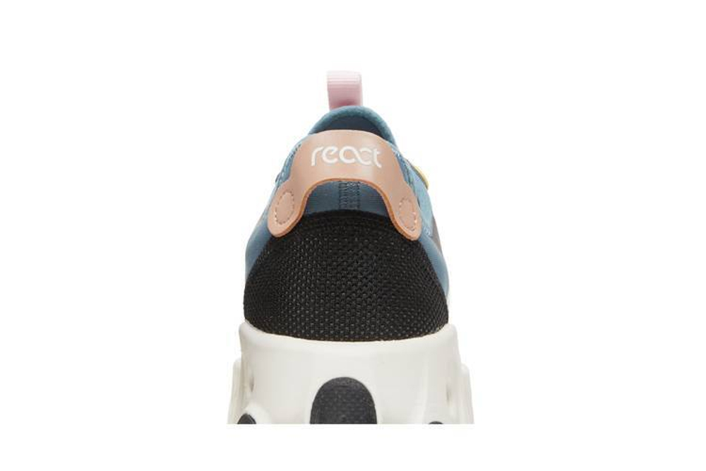 Кроссовки Nike React Art3Mis Rtl (Женская размерная сетка)