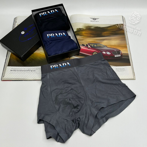 Боксеры Prada