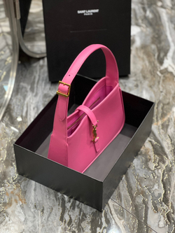 Saint Laurent Le 5 à 7 Hobo Bag