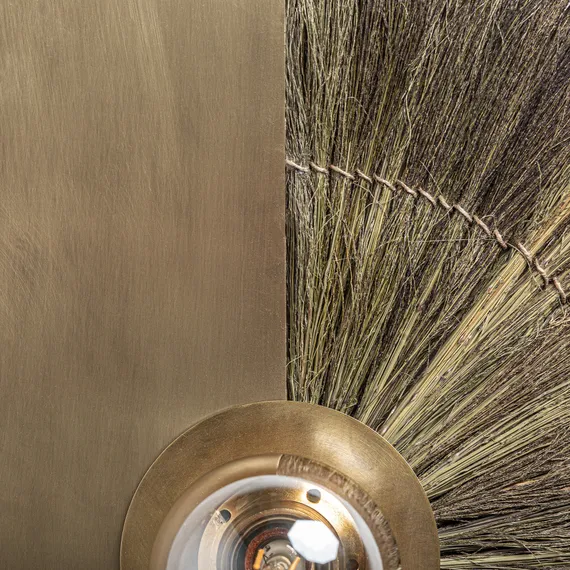 Настенный светильник Helkie