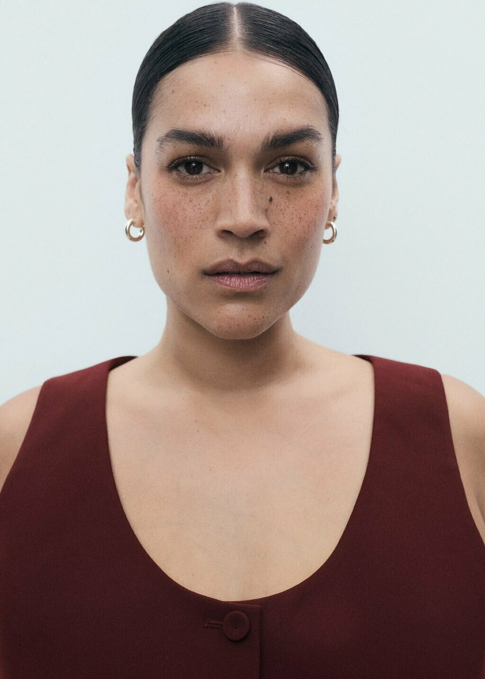 Костюмный жилет с пуговицами