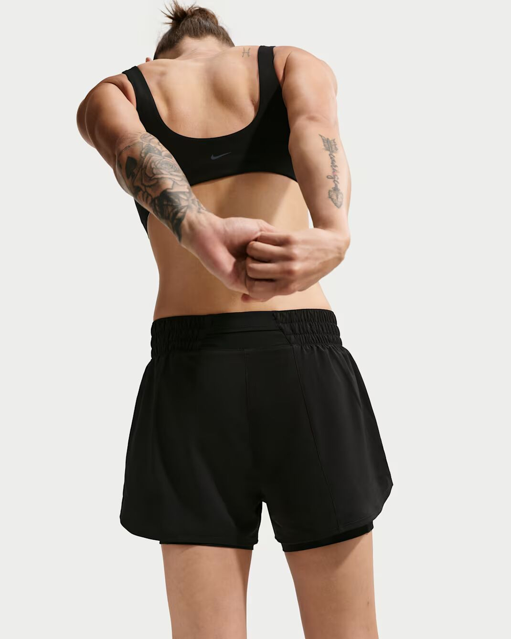 Nike One Женские шорты Dri-FIT с высокой талией, 8 см, 2 в 1 - NIKE