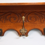 Старинная настенная вешалка