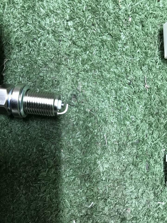 Свеча зажигания Geely Atlas 1 (2016-2022)