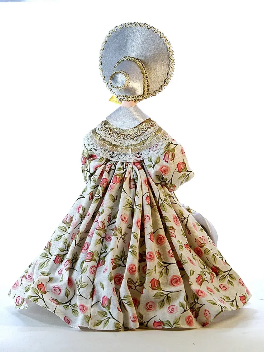 Кукла коллекционная Барышня в летнем ситцевом платье 19 века