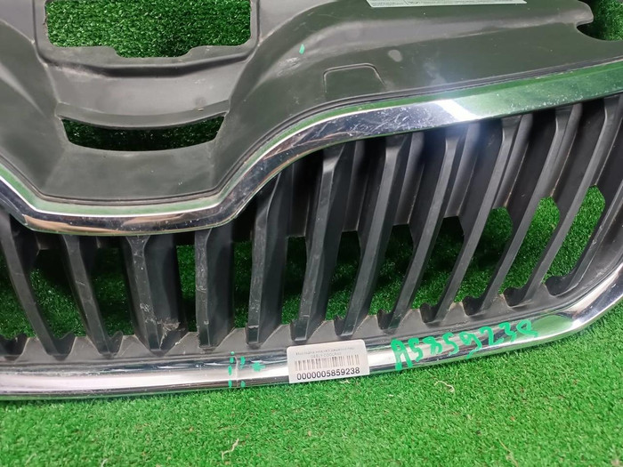 Решетка радиатора Skoda Rapid 1 (2012-2020)