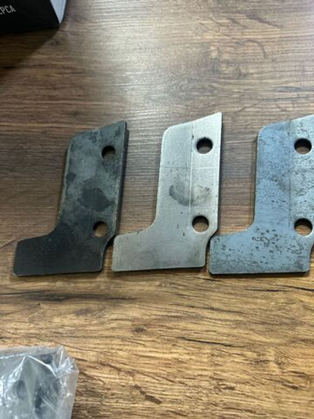 Крышка головки ножа передн. К-2024 (КЗНМ 08.406