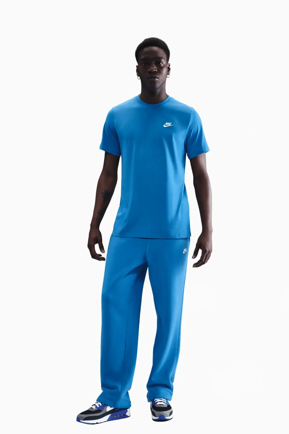 Футболка Nike Sportswear Club - синий