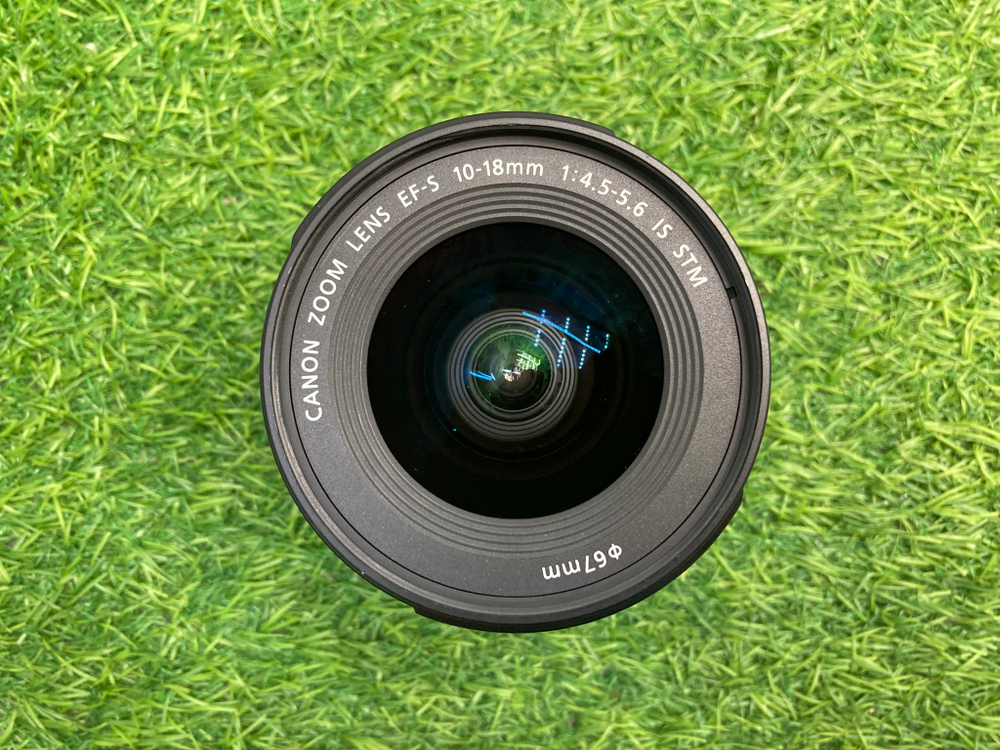 Canon EF-S 10-18mm 4.5-5.6 IS STM