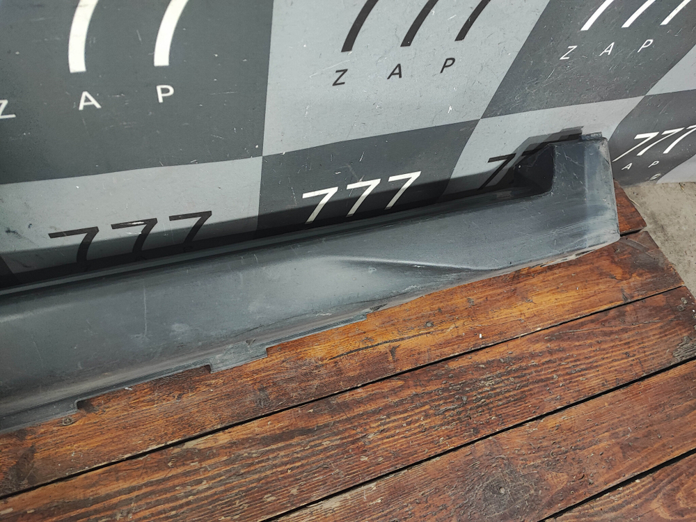 Накладка порога правого Nissan X-Trail 3 (T32) 13-23 Б/У Оригинал 768504CM0B