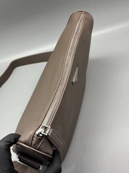 Сумка-мессенджер Prada
