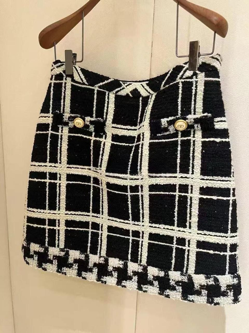 Костюм Valentino