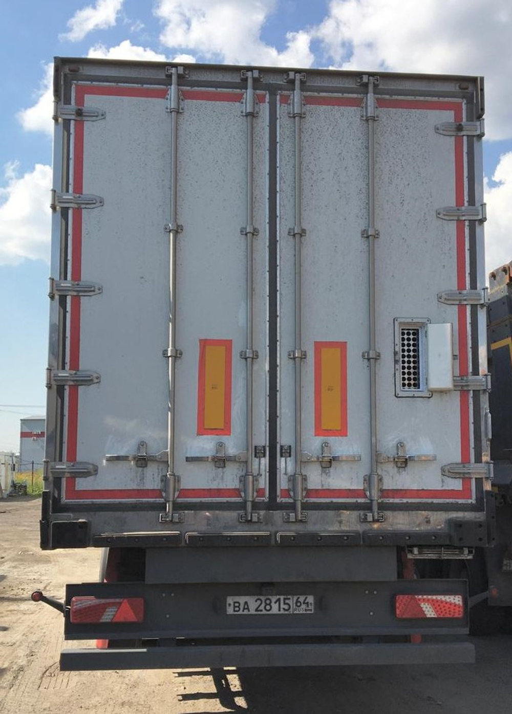 LONG GUA LGC9* Полуприцеп изотермический/рефрижератор LGC9400XLCD (Рефрижератор)