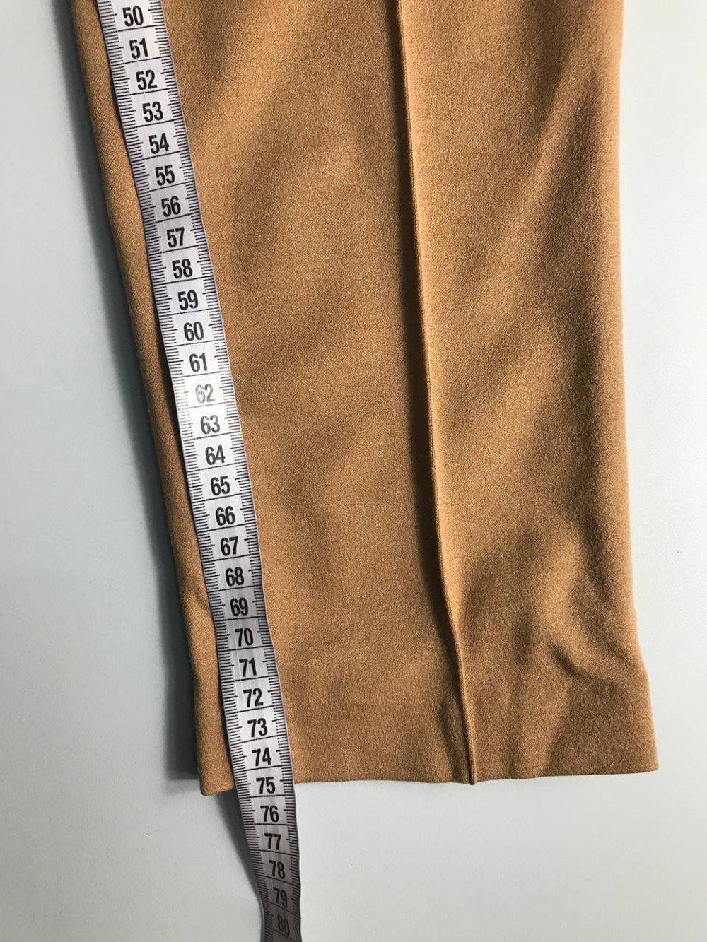 Брюки Charuel песочного цвета, визуально на 44 размер