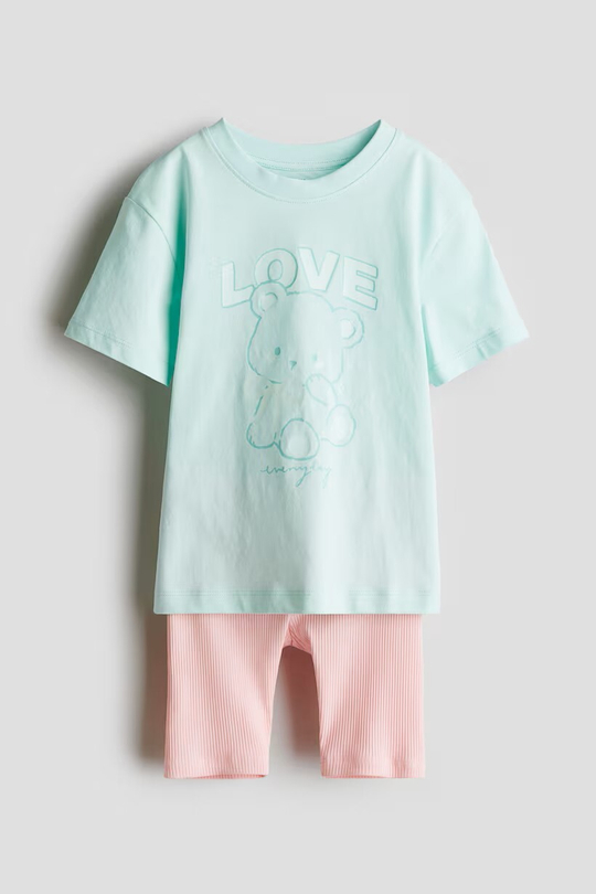 H&M Комплект из футболки и шорт с принтом, светло-бирюзовый