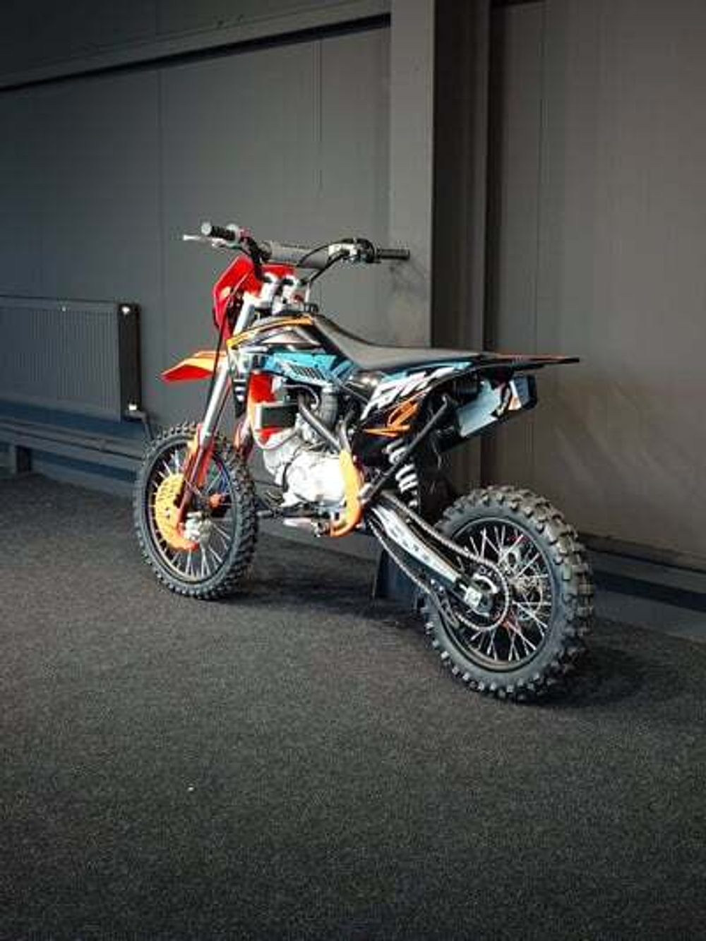 Мотоцикл REGULMOTO Spitfire 17/14 PRO