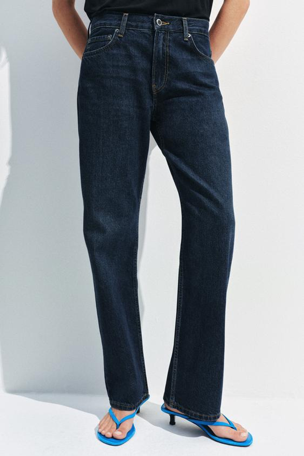 ZARA ДЖИНСЫ ПРЯМОГО КРОЯ С НИЗКОЙ ПОСАДКОЙ — ZW COLLECTION, СИНИЙ