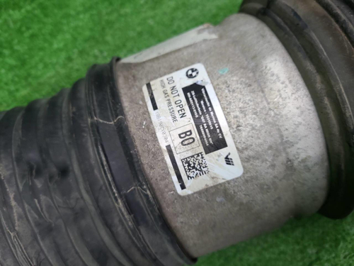 Стойка пневматическая правая BMW X7 G07 (19-нв)