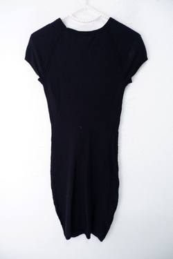 Платье H&M трикотажное 42 размер