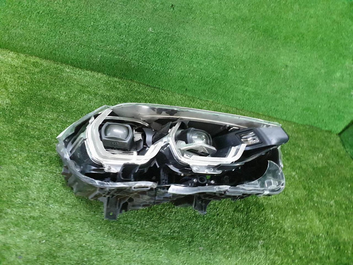 Битая Фара правая BMW X3 G01, X4 G02 (2017-2021) Adaptive LED
