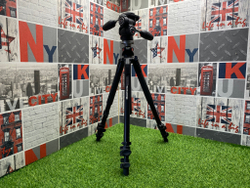 Manfrotto 190XPROB + 804RC2