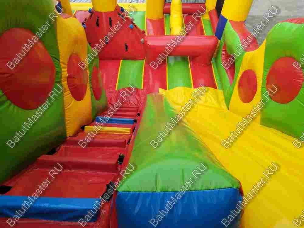 Большая надувная горка "Три дракона" 11*8*8 м
