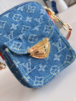 Louis Vuitton Fairfax Pochette