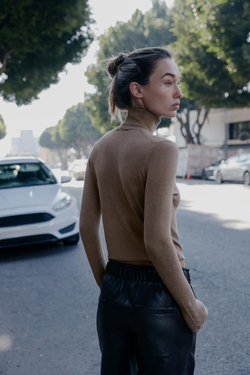 ZARA БАЗОВЫЙ ТРИКОТАЖНЫЙ ДЖЕМПЕР С ВЫСОКИМ ВОРОТНИКОМ, СЕРО-КОРИЧНЕВЫЙ МЕЛАНЖ