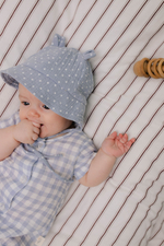 Панамка из муслина (горошек на голубом)