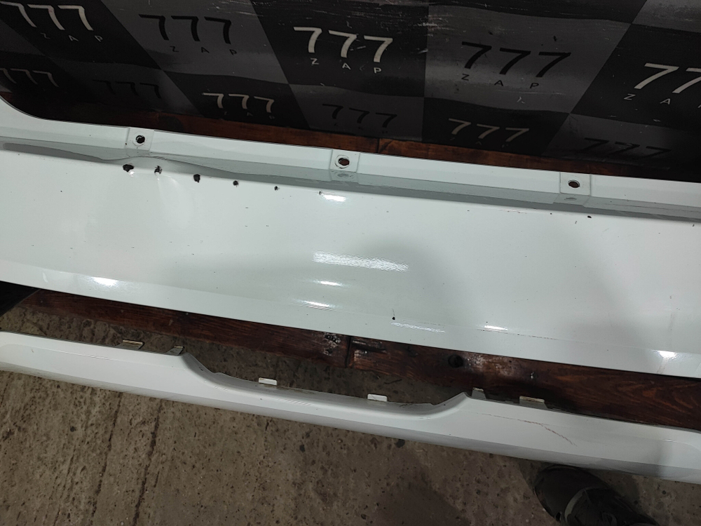 Бампер задний LADA Vesta 22-нв Б/У Оригинал 8450040066